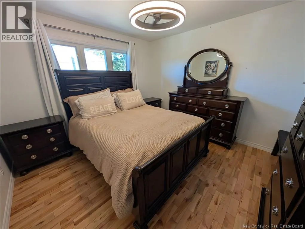 1275 Vantassell