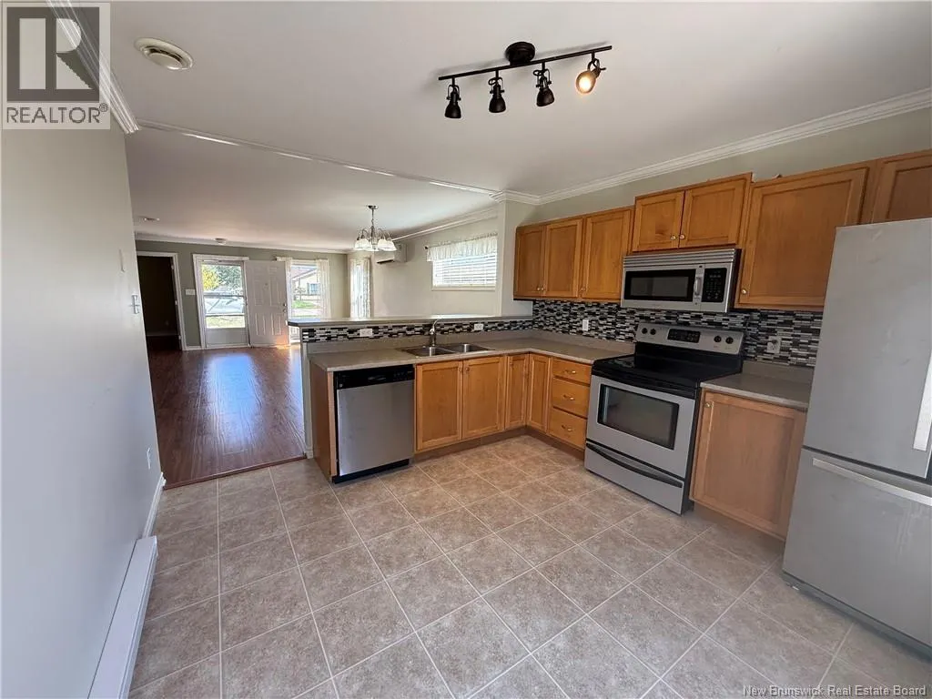15 Imperial Drive