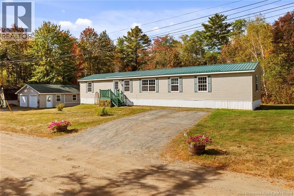 18 Sullivan Lane