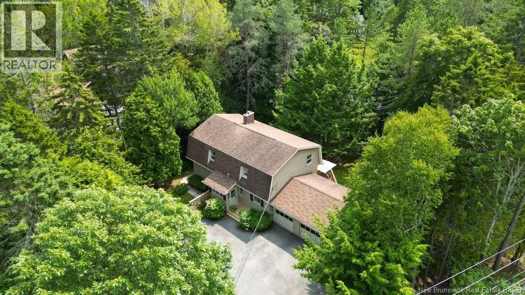 38 Hampton Road