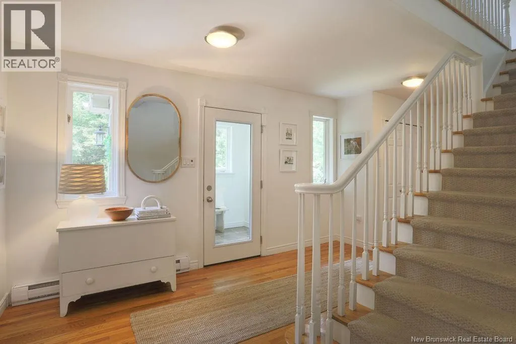 38 Hampton Road