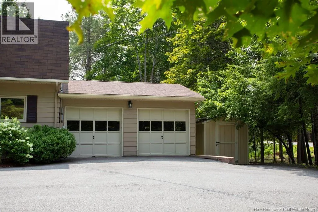 38 Hampton Road