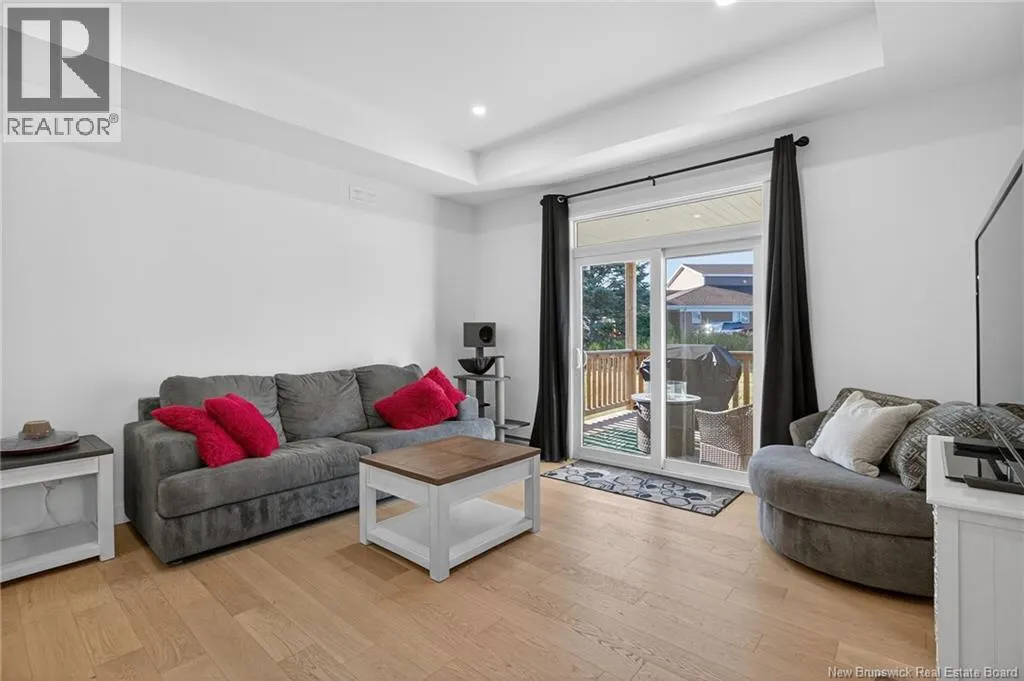 24 Eaglewood Drive