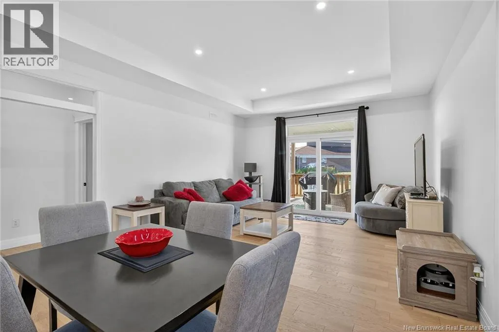 24 Eaglewood Drive