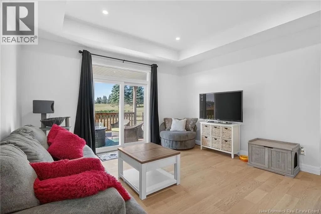 24 Eaglewood Drive