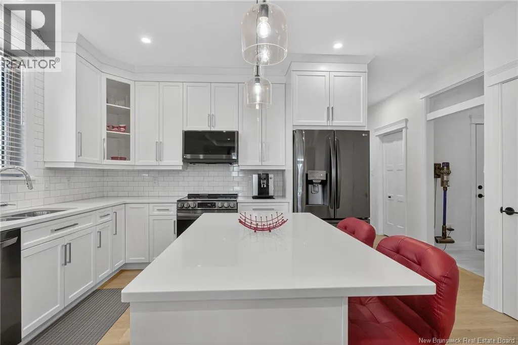 24 Eaglewood Drive