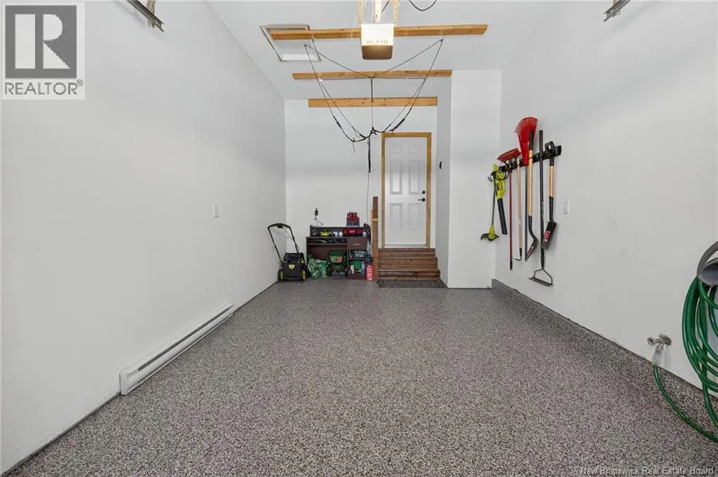 24 Eaglewood Drive