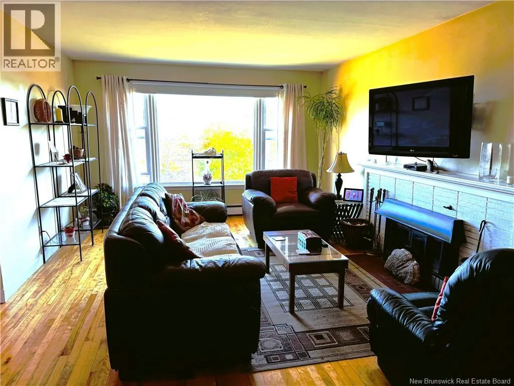 400 Clearview Row