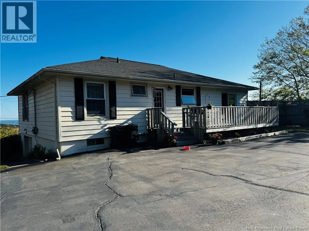 400 Clearview Row