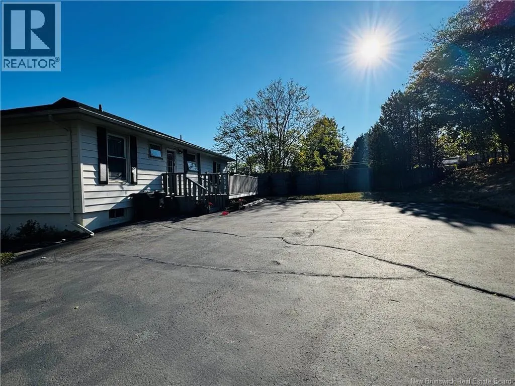 400 Clearview Row
