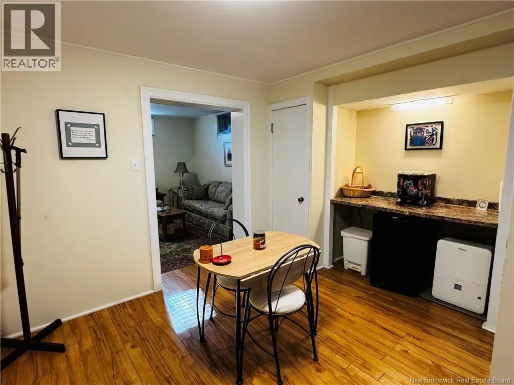 400 Clearview Row