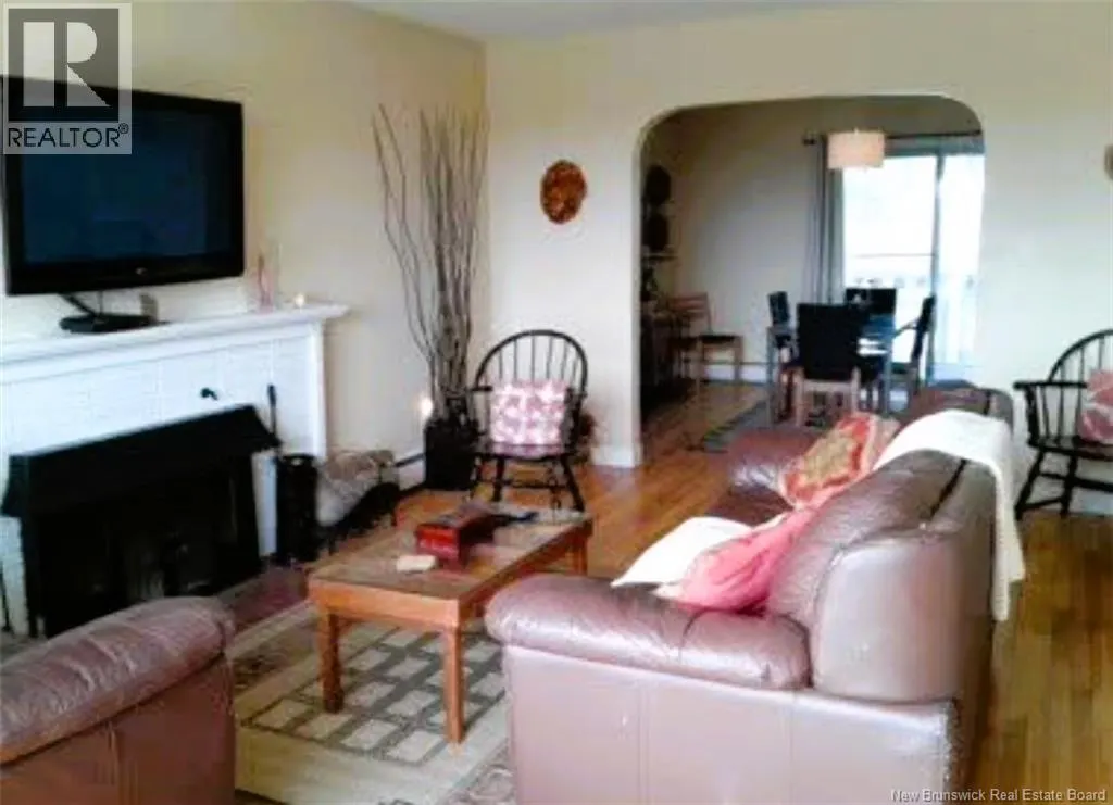 400 Clearview Row