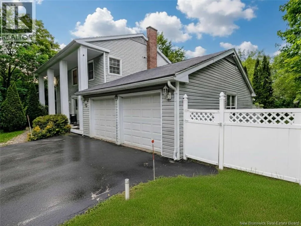 1A Heather Terrace