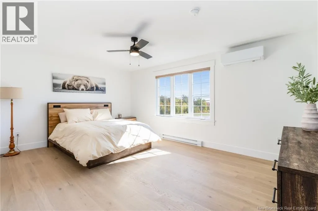 2 Huntingdon Circle