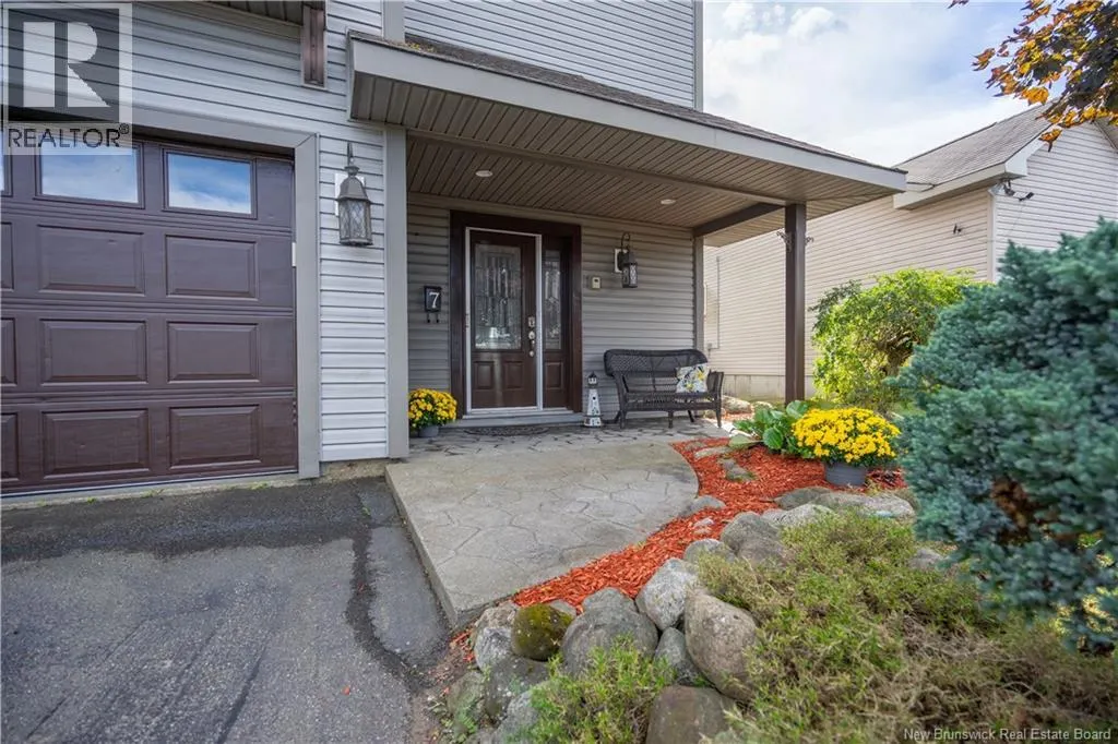 7 Cameron Court