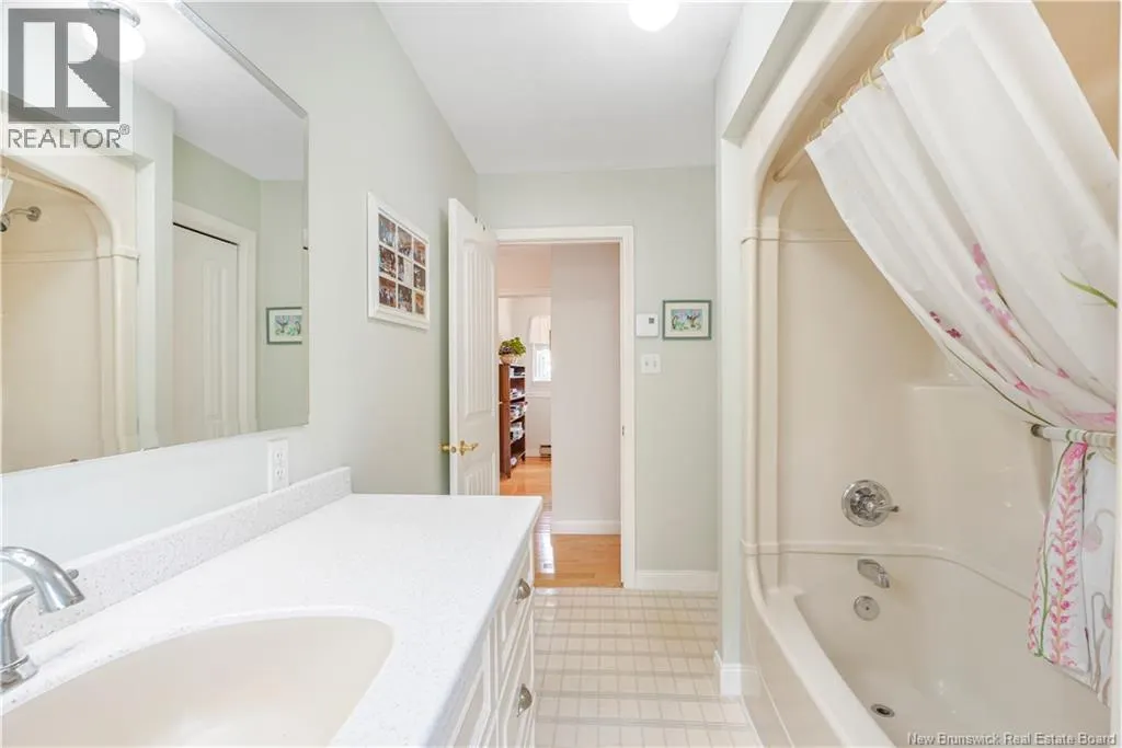 212 Carlisle Road