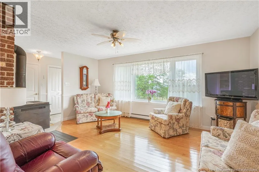 212 Carlisle Road