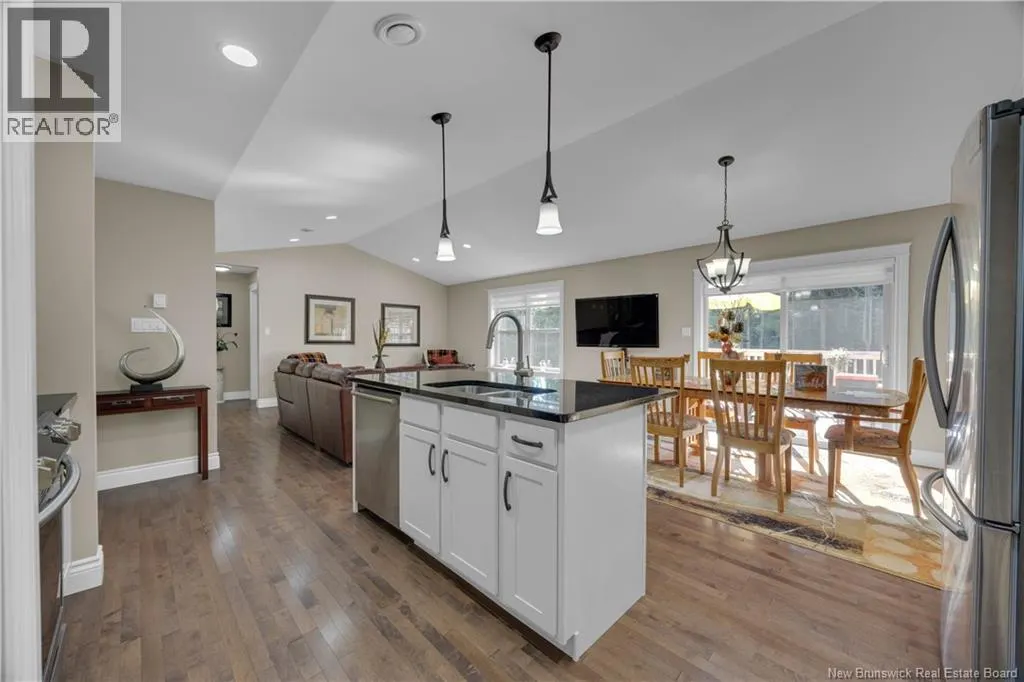 42 Bel-Air Avenue