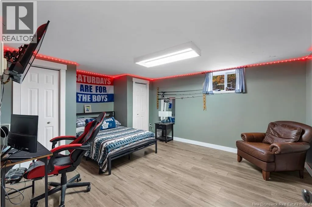 460 Bells Mills