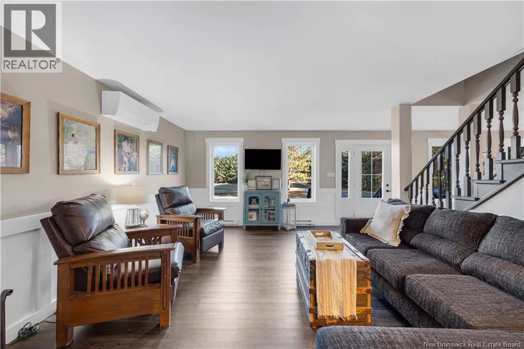 460 Bells Mills