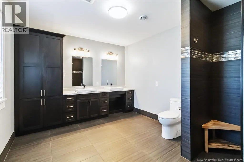 4 Turnberry Court