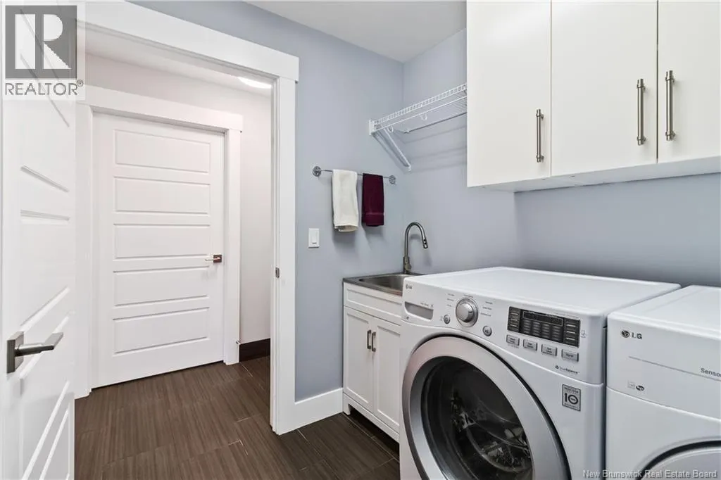 4 Turnberry Court