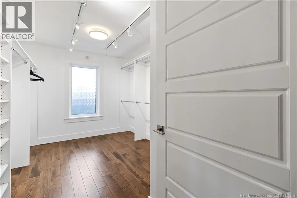 4 Turnberry Court