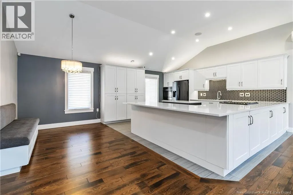 4 Turnberry Court