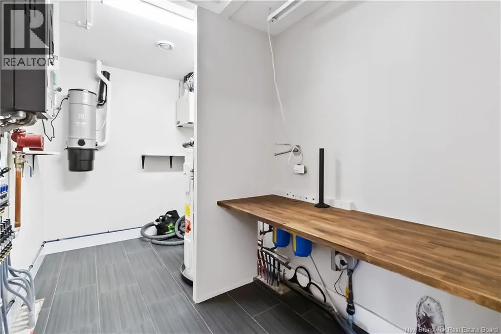 4 Turnberry Court