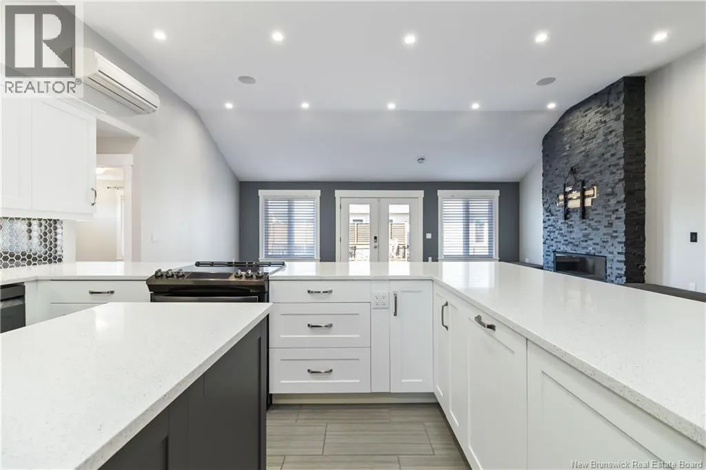 4 Turnberry Court