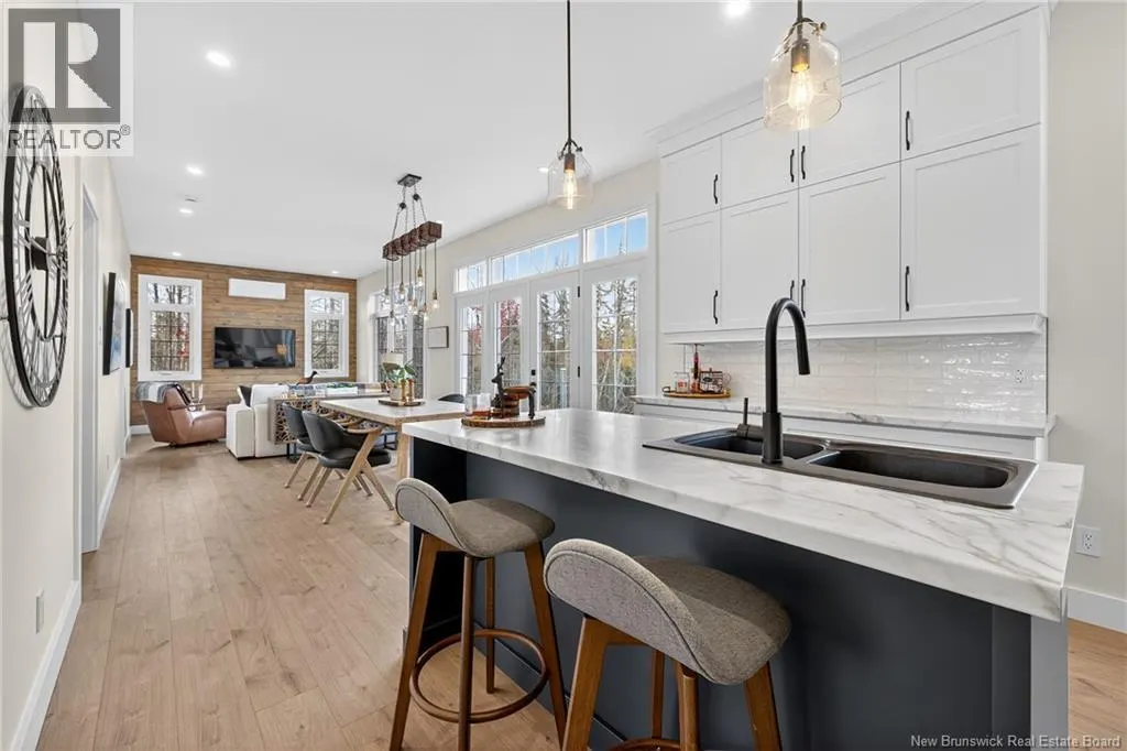 100 Bella Lane