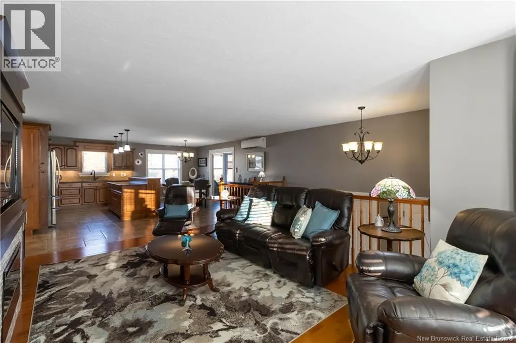 125 Oak Ridge Drive