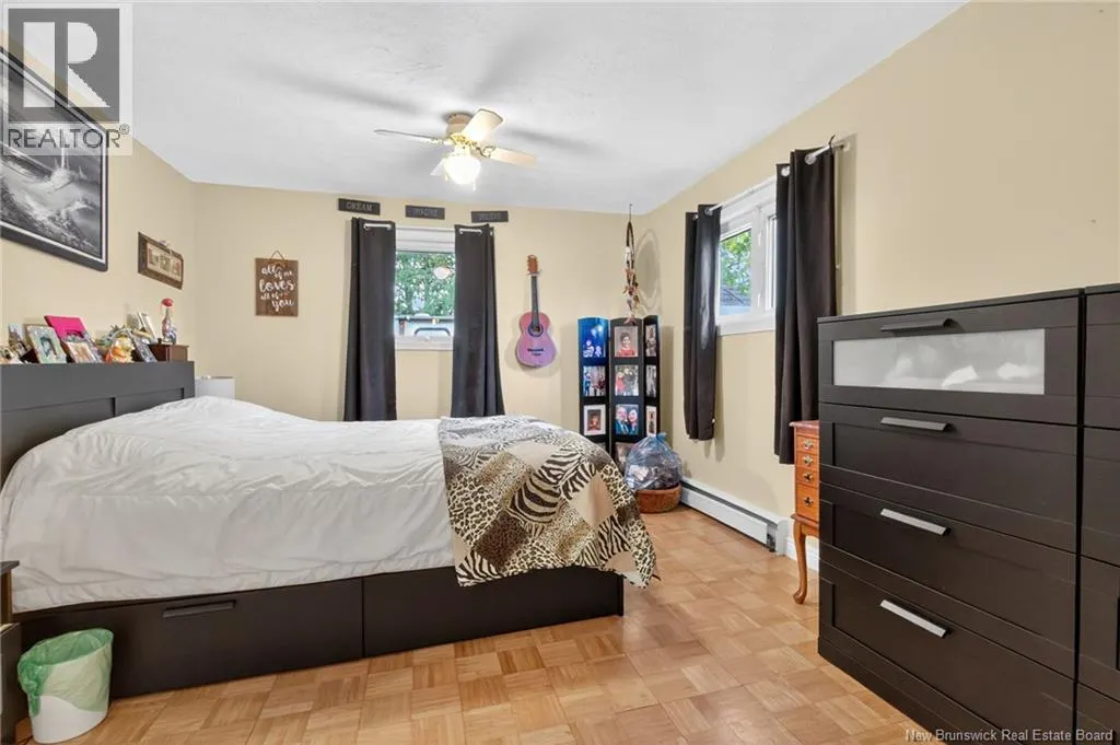 2732 Acadie