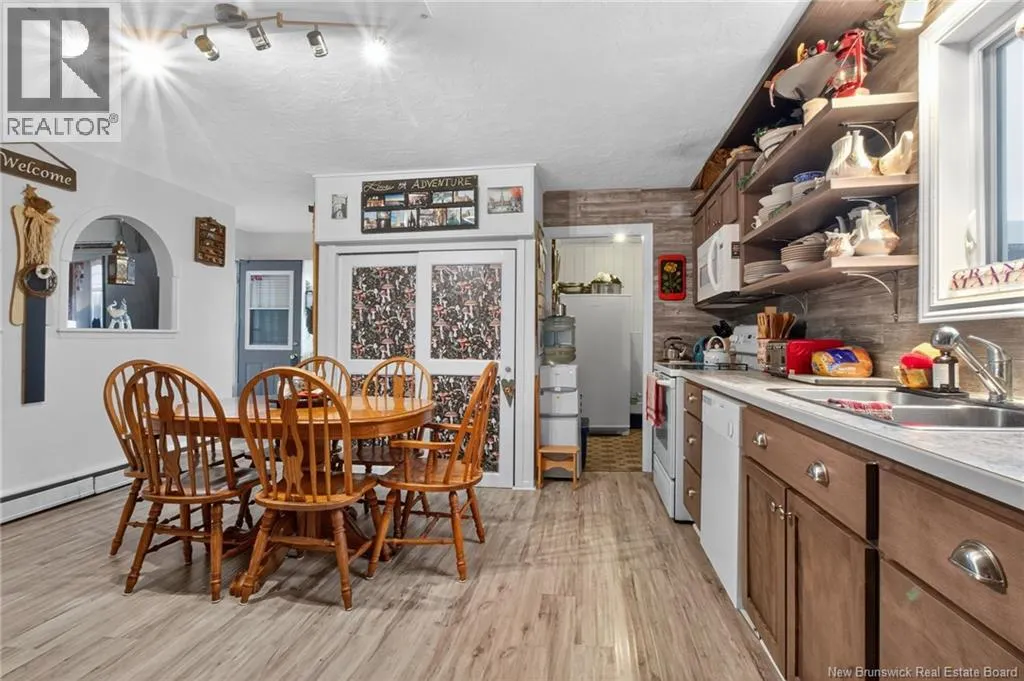 2732 Acadie