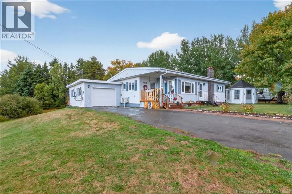 2732 Acadie