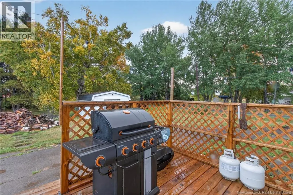 2732 Acadie