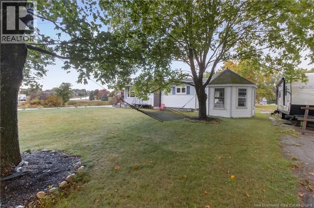 2732 Acadie