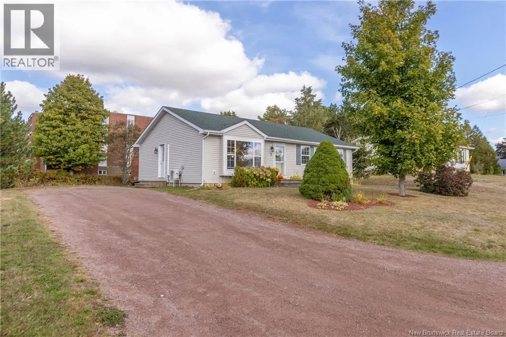 7 Windymere Drive