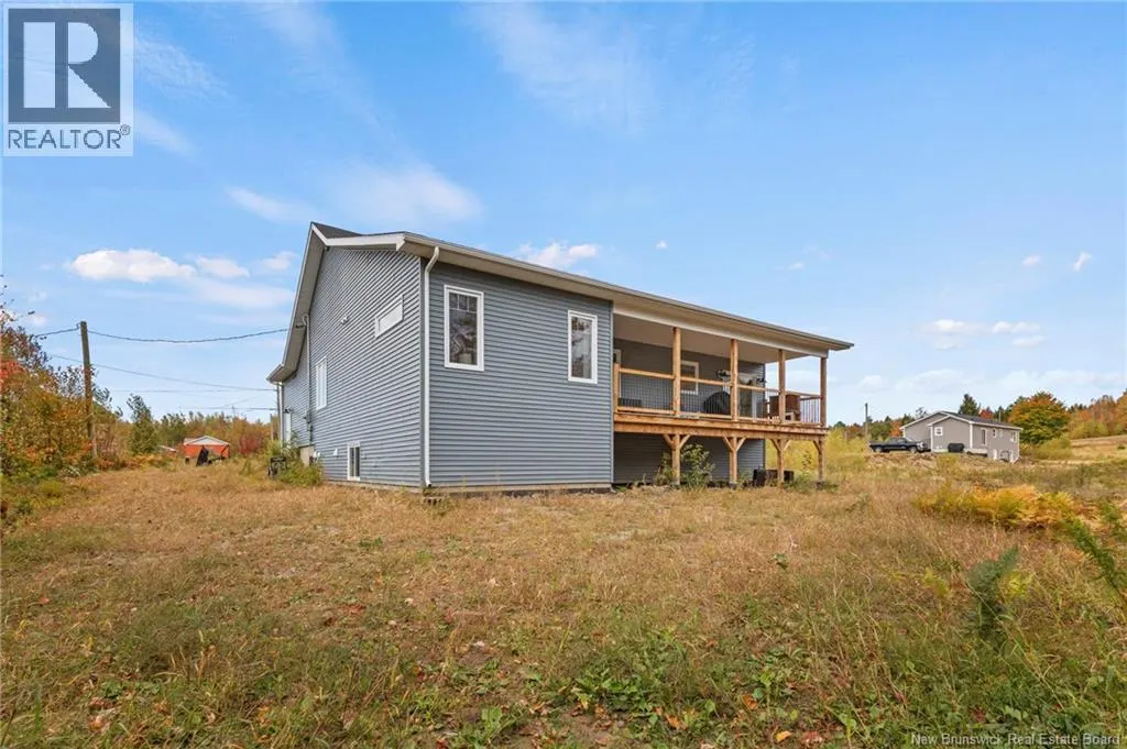27 Hemlock Street