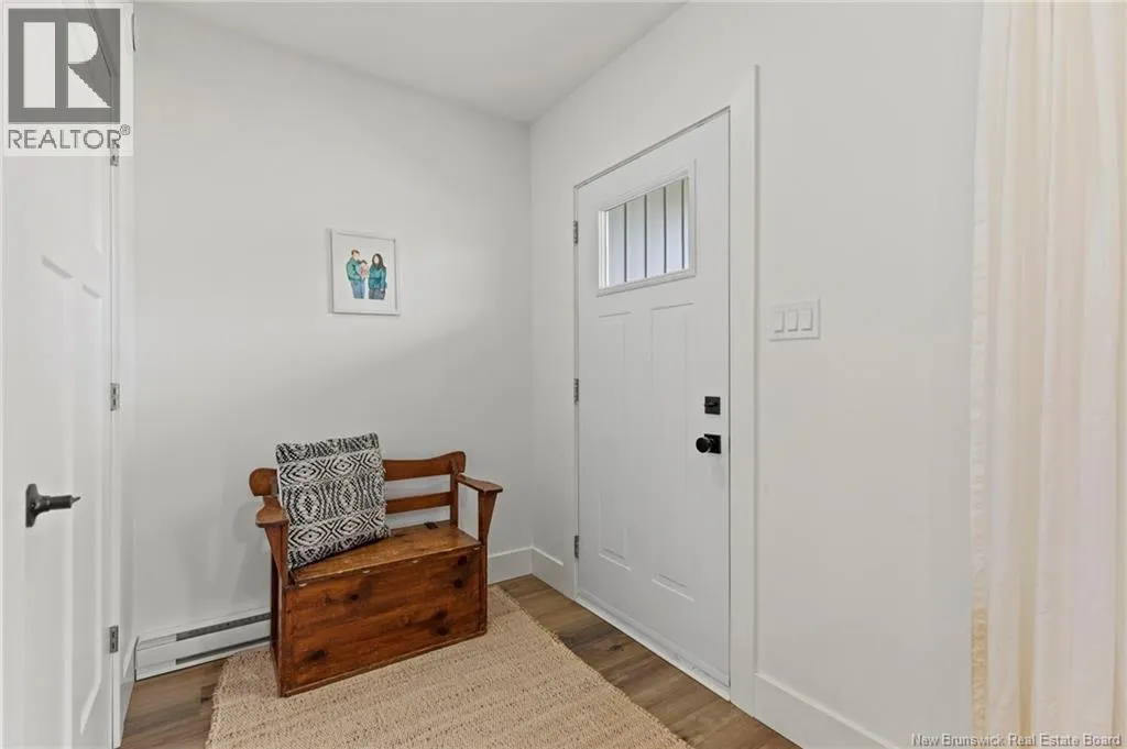 27 Hemlock Street