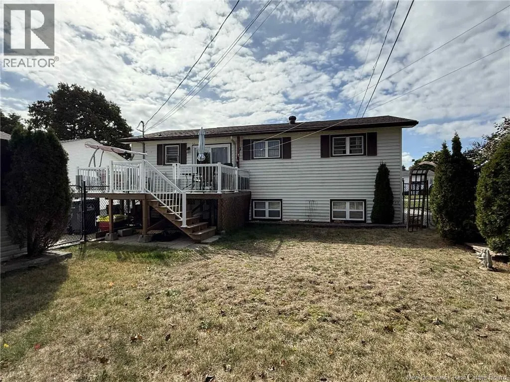 387 Highplain Crescent