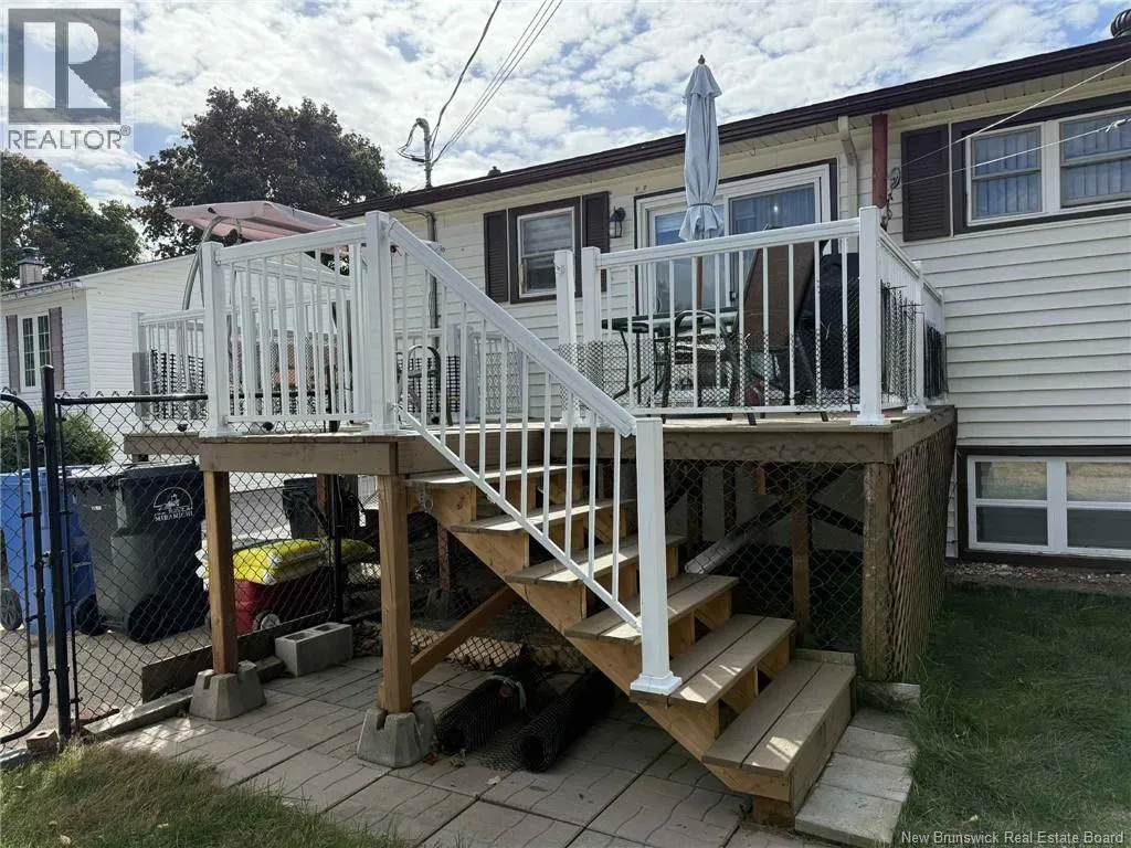 387 Highplain Crescent