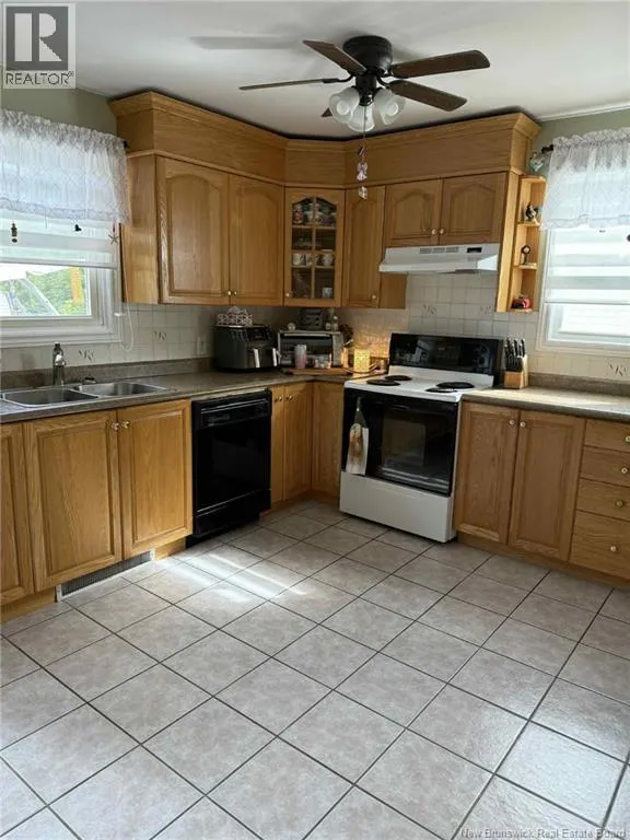 387 Highplain Crescent