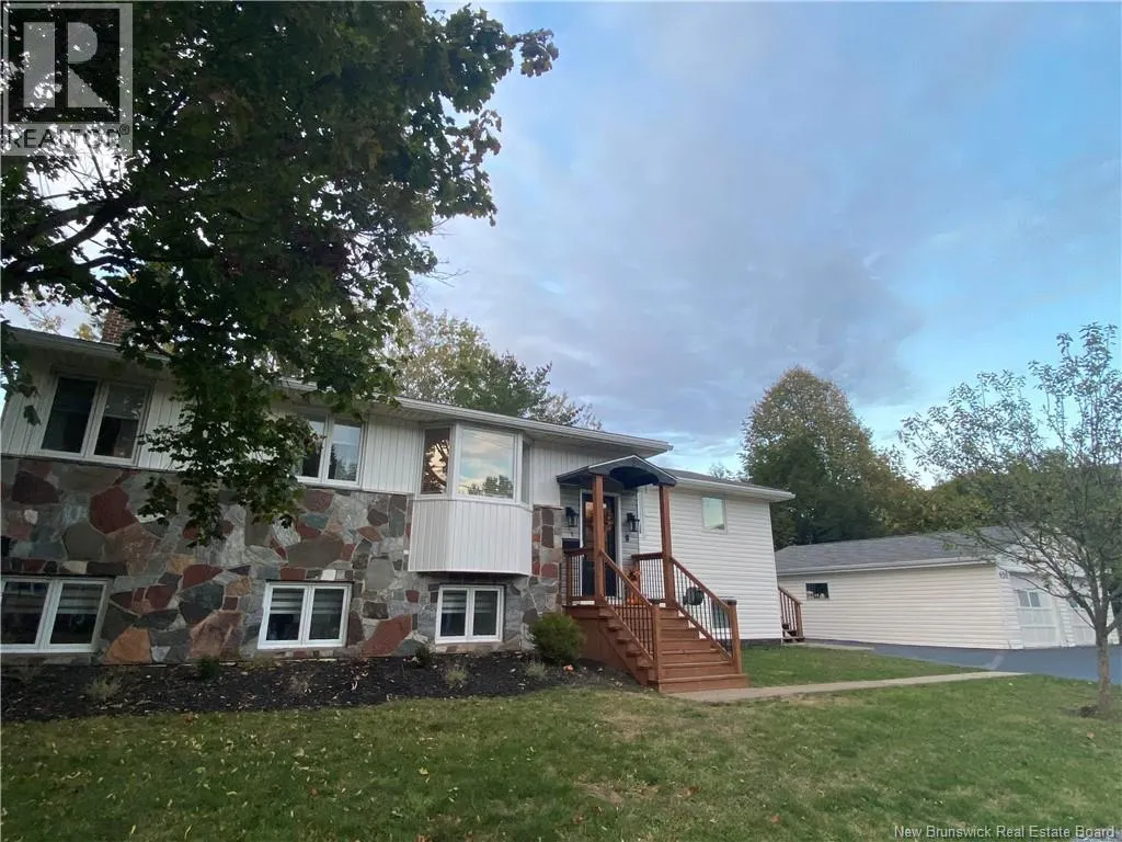 400 Woodward Avenue