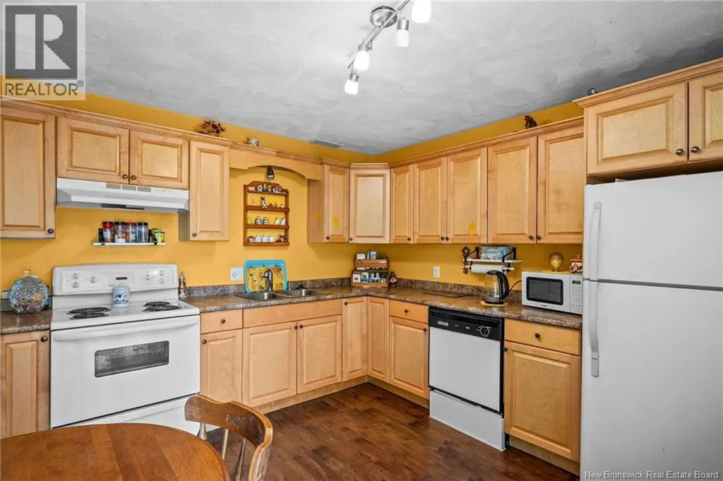 126 Lakeside Drive Unit# 12