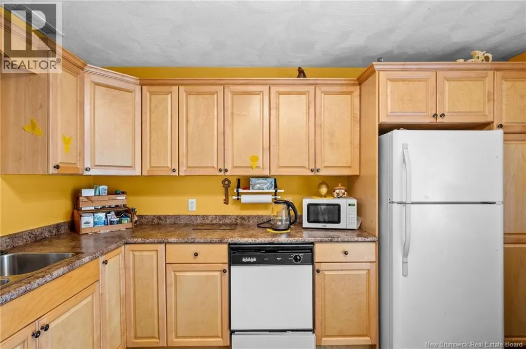 126 Lakeside Drive Unit# 12