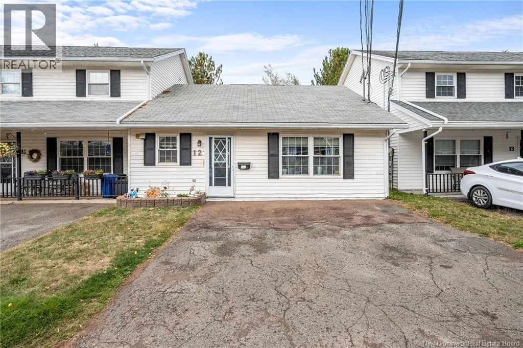 126 Lakeside Drive Unit# 12