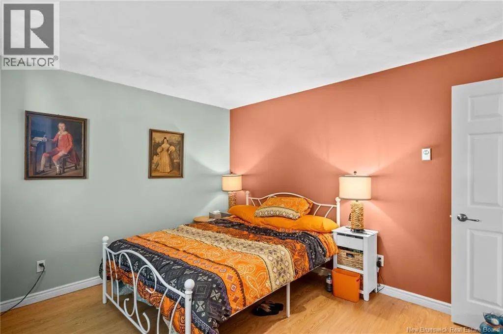 126 Lakeside Drive Unit# 12