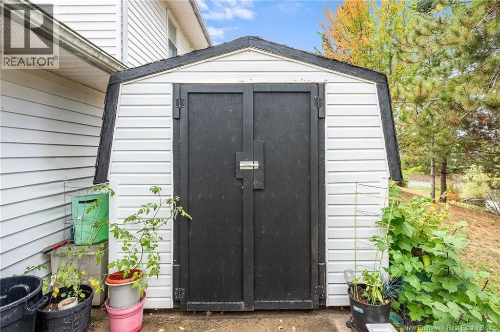 126 Lakeside Drive Unit# 12
