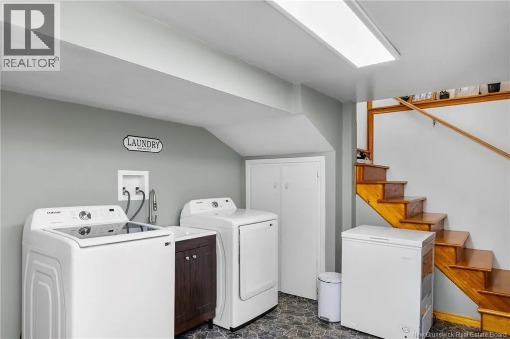 269 Whitepine Road